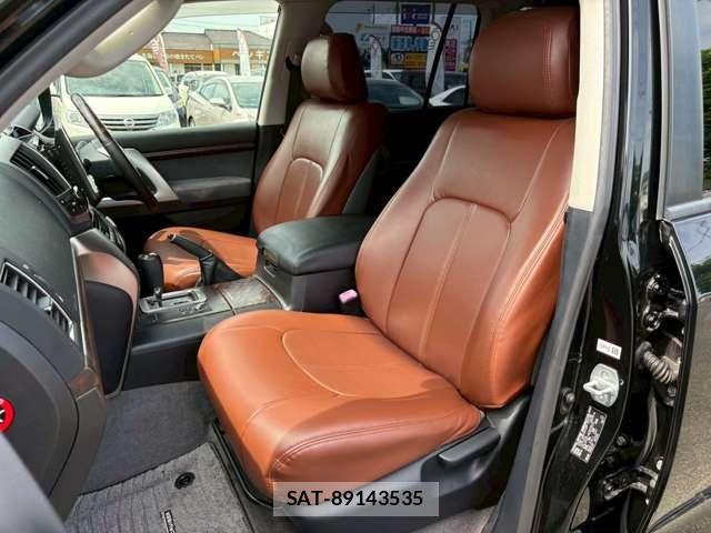 Toyota LAND CRUISER 2015-06 8074274-17