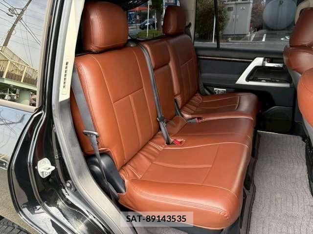 Toyota LAND CRUISER 2015-06 8074274-18