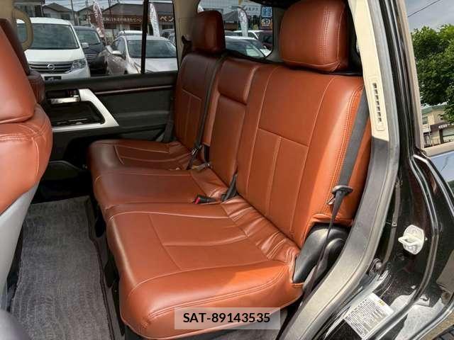 Toyota LAND CRUISER 2015-06 8074274-19