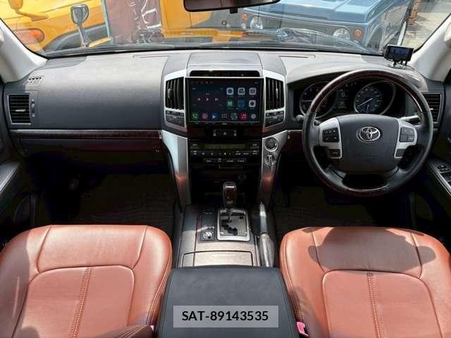 Toyota LAND CRUISER 2015-06 8074274-23