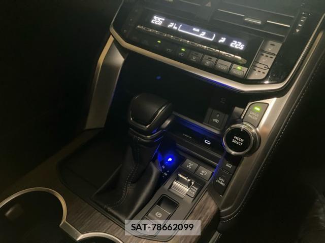 Toyota LAND CRUISER 2025-07 8074266-24