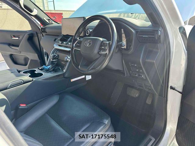 Toyota LAND CRUISER 2021-11 8074270-11
