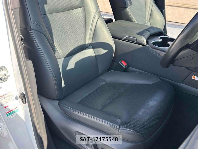 Toyota LAND CRUISER 2021-11 8074270-13