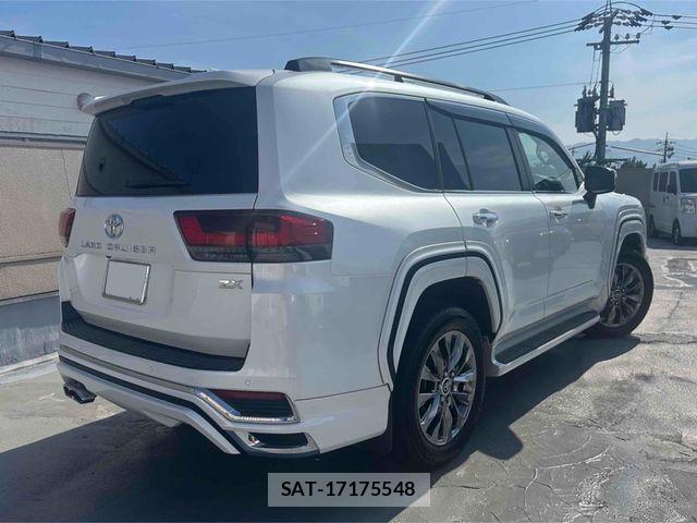 Toyota LAND CRUISER 2021-11 8074270-2