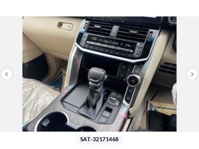 Toyota LAND CRUISER 2026-06 8100013-7