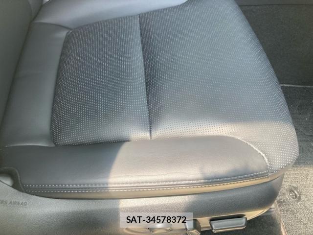 Toyota LAND CRUISER 2024-03 8100019-10