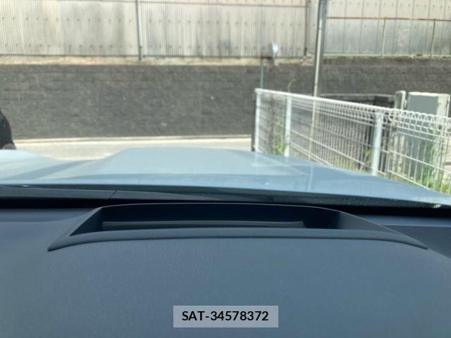 Toyota LAND CRUISER 2024-03 8100019-17