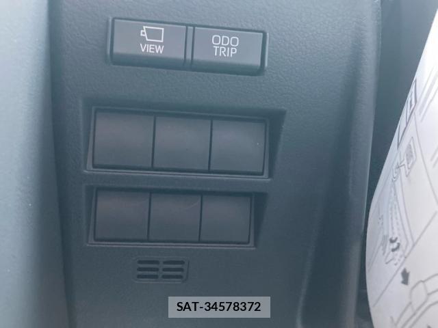 Toyota LAND CRUISER 2024-03 8100019-19