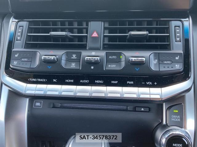 Toyota LAND CRUISER 2024-03 8100019-22