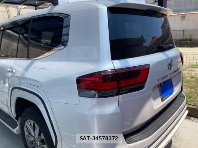 Toyota LAND CRUISER 2024-03 8100019-2
