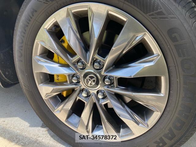 Toyota LAND CRUISER 2024-03 8100019-5