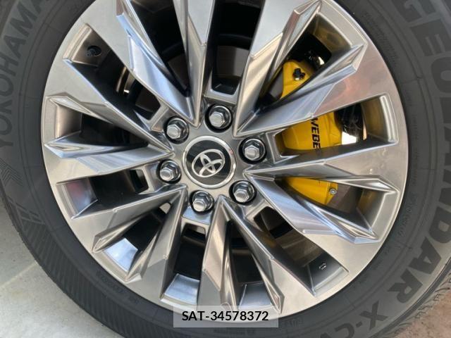 Toyota LAND CRUISER 2024-03 8100019-7