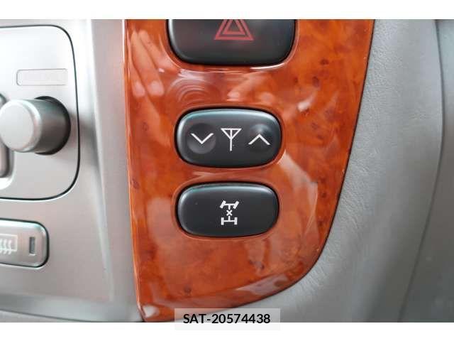Toyota LAND CRUISER 2005-05 8100027-17
