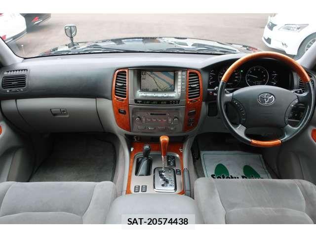 Toyota LAND CRUISER 2005-05 8100027-8