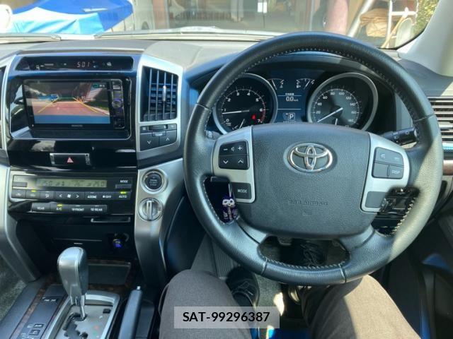 Toyota LAND CRUISER 2013-09 8100028-15