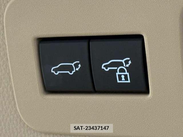 Toyota LAND CRUISER 2024-08 8100018-10