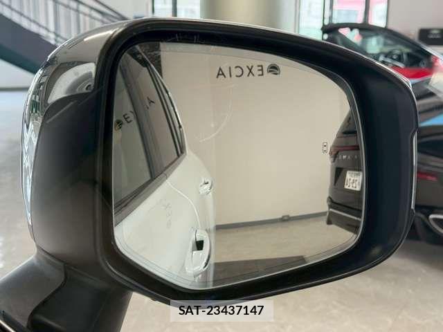 Toyota LAND CRUISER 2024-08 8100018-12