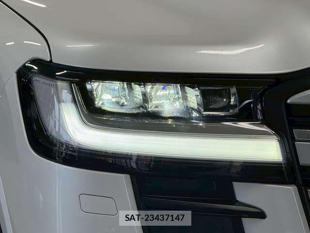 Toyota LAND CRUISER 2024-08 8100018-14