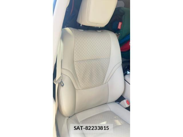 Toyota LAND CRUISER 2022-03 8100025-10