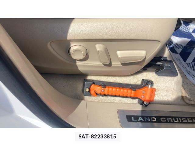 Toyota LAND CRUISER 2022-03 8100025-11