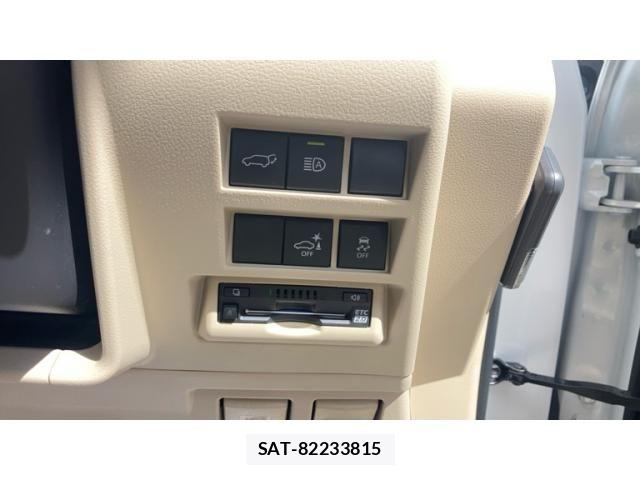 Toyota LAND CRUISER 2022-03 8100025-12