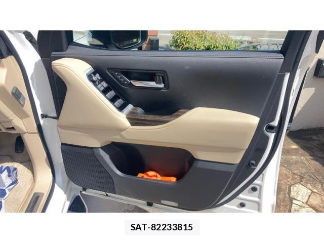 Toyota LAND CRUISER 2022-03 8100025-8