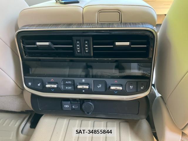 Toyota LAND CRUISER 2024-01 8100022-19