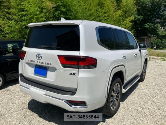 Toyota LAND CRUISER 2024-01 8100022-3