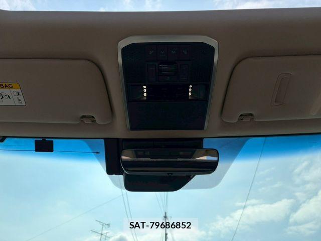 Toyota LAND CRUISER 2021-08 8100017-19