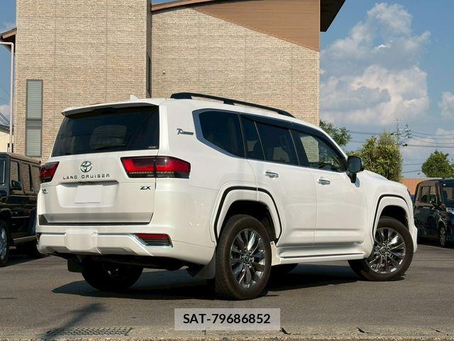 Toyota LAND CRUISER 2021-08 8100017-7