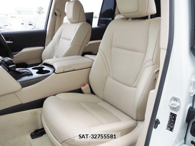 Toyota LAND CRUISER 2023-08 8100020-13