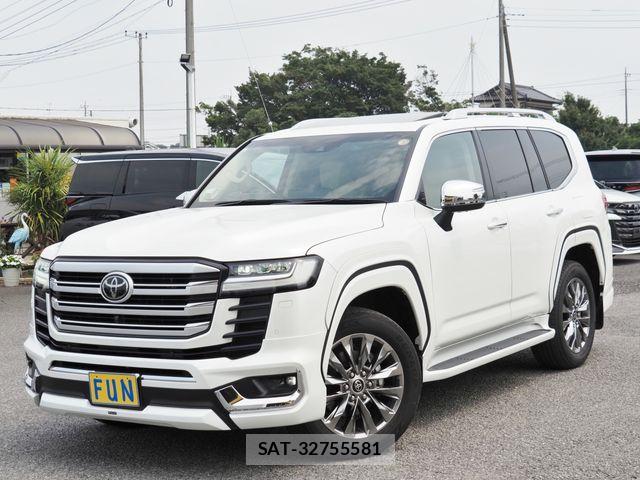 Toyota LAND CRUISER 2023-08 8100020-3