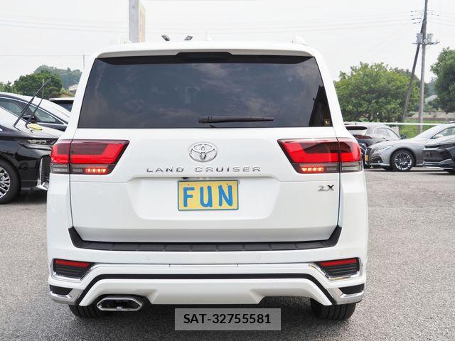 Toyota LAND CRUISER 2023-08 8100020-6