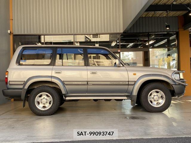 Toyota LAND CRUISER 1995-09 8130925-9