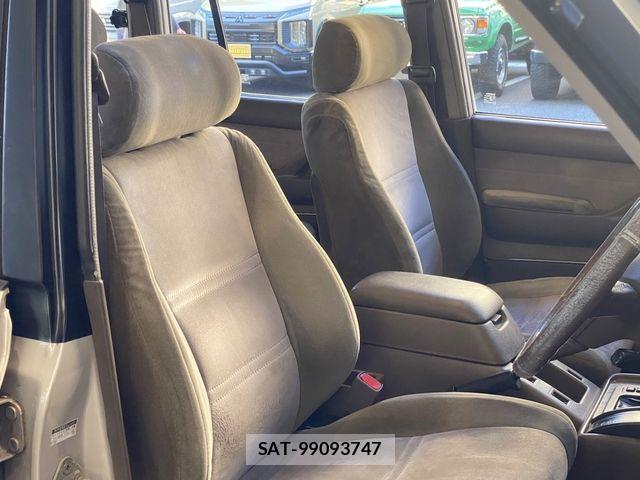Toyota LAND CRUISER 1995-09 8130925-13