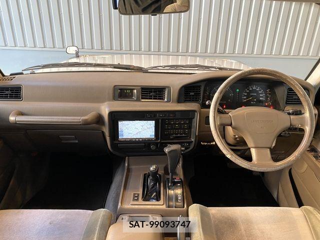 Toyota LAND CRUISER 1995-09 8130925-1