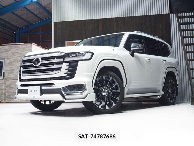 Toyota LAND CRUISER 2023-08 8130921-0