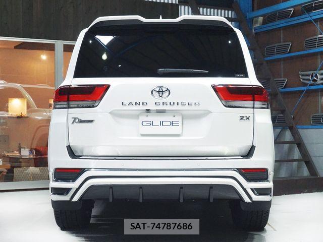 Toyota LAND CRUISER 2023-08 8130921-10