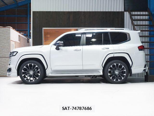 Toyota LAND CRUISER 2023-08 8130921-7