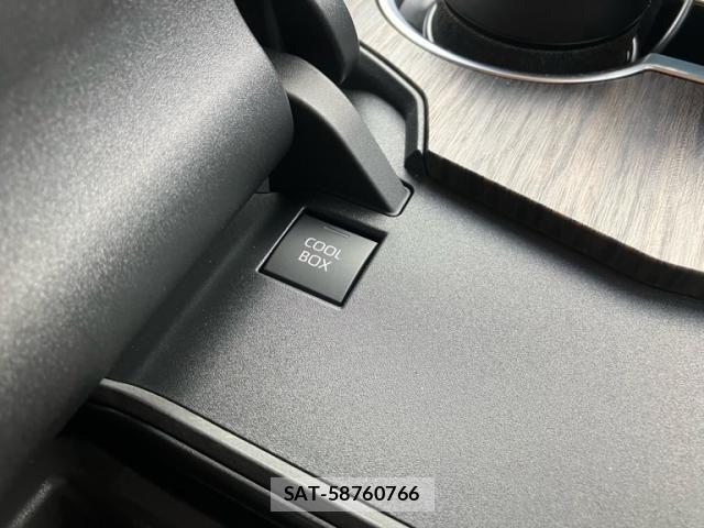 Toyota LAND CRUISER 2025-07 8130920-17