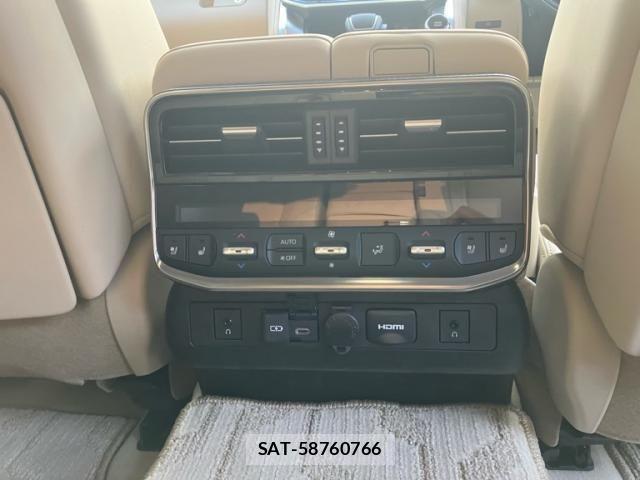 Toyota LAND CRUISER 2025-07 8130920-24