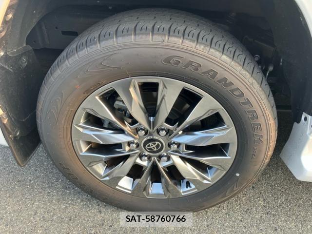 Toyota LAND CRUISER 2025-07 8130920-6