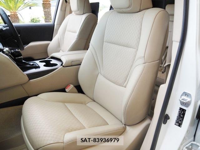Toyota LAND CRUISER 2023-09 8146033-13