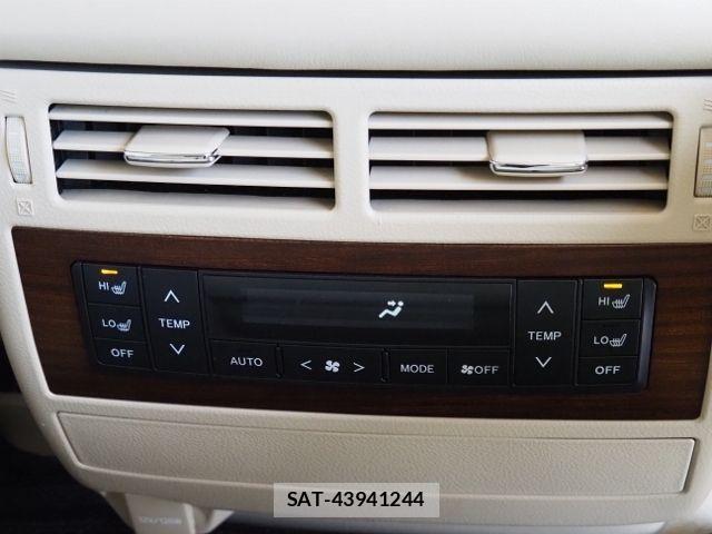 Toyota LAND CRUISER 2017-07 8146034-14