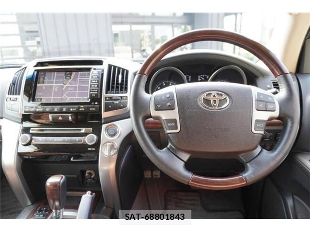 Toyota LAND CRUISER 2014-09 8146037-25