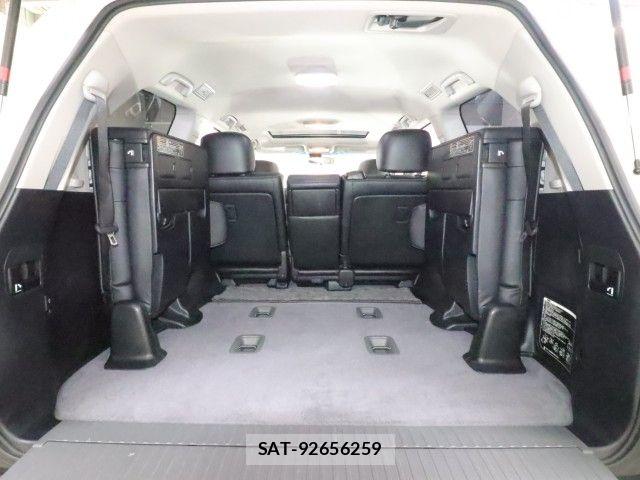 Toyota LAND CRUISER 2012-02 8158665-12