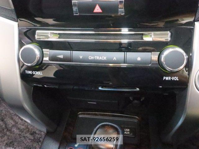 Toyota LAND CRUISER 2012-02 8158665-18