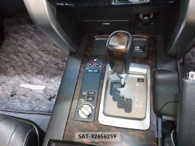 Toyota LAND CRUISER 2012-02 8158665-20