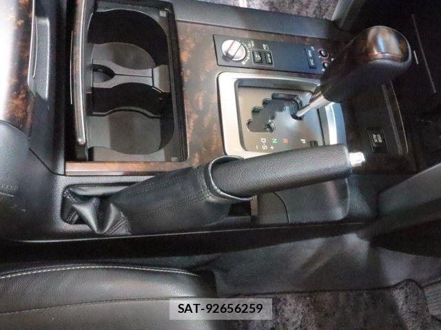 Toyota LAND CRUISER 2012-02 8158665-21
