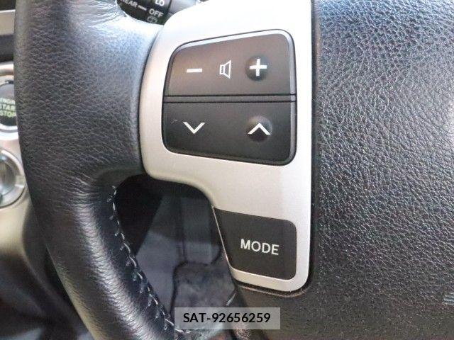 Toyota LAND CRUISER 2012-02 8158665-26